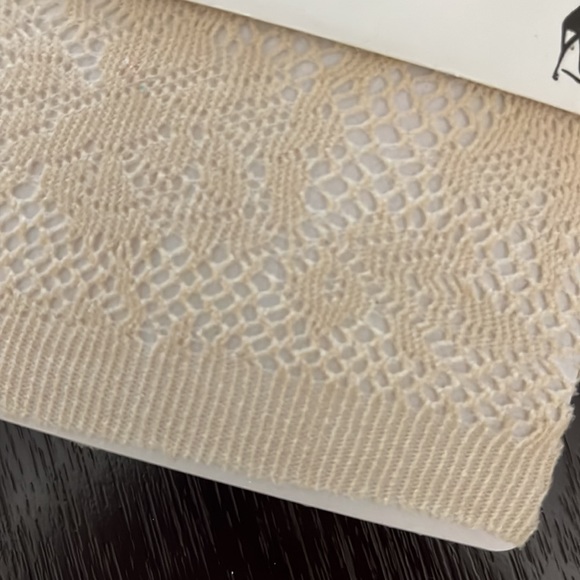 Luxury footless tights with a floral pattern. Ivory - Picture 4 of 4